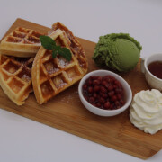 Matcha Waffle <br /> 抹茶华夫饼